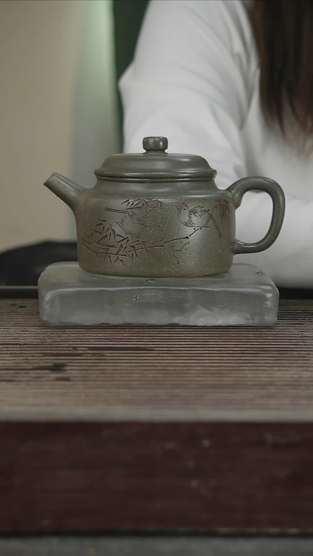 茶壶紫砂57号400CC