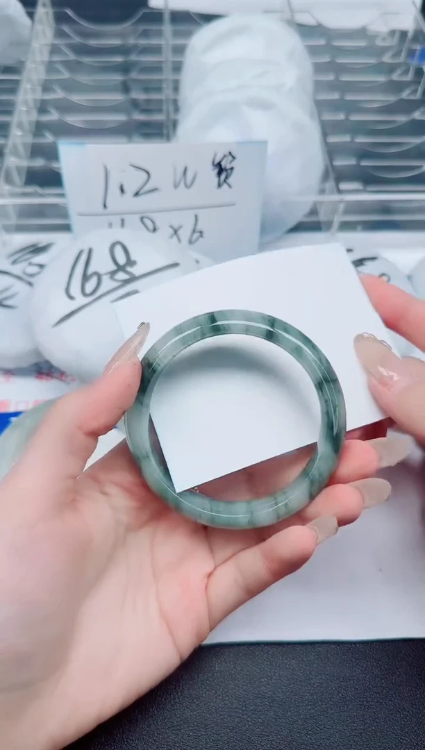 石英质玉手镯未镶嵌202-56