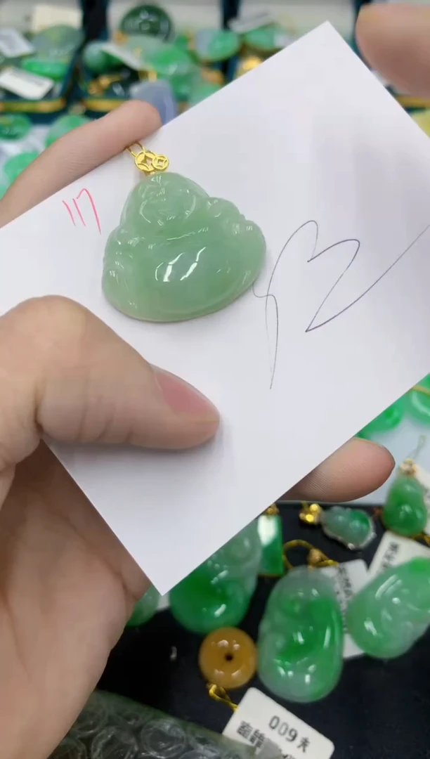 翡翠未镶嵌颈饰11111111111