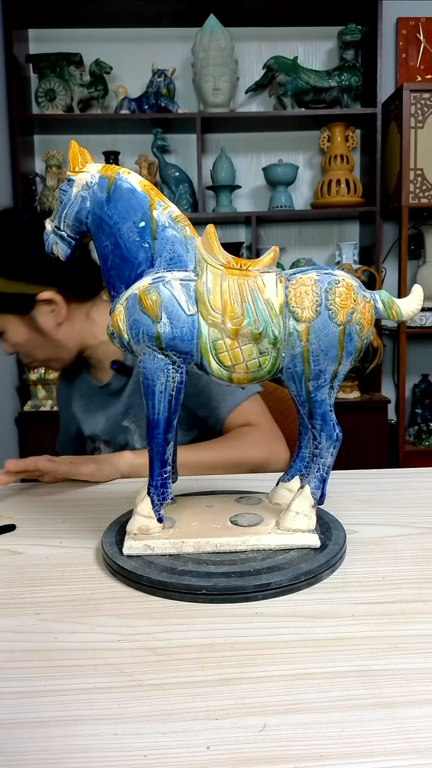 经典精美复古风格瓷器