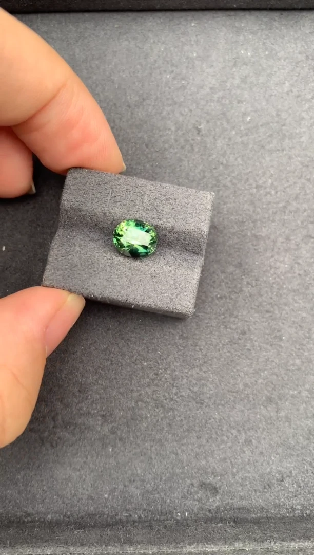 裸石彩色蓝宝石3ct绿蓝宝 GE 定制