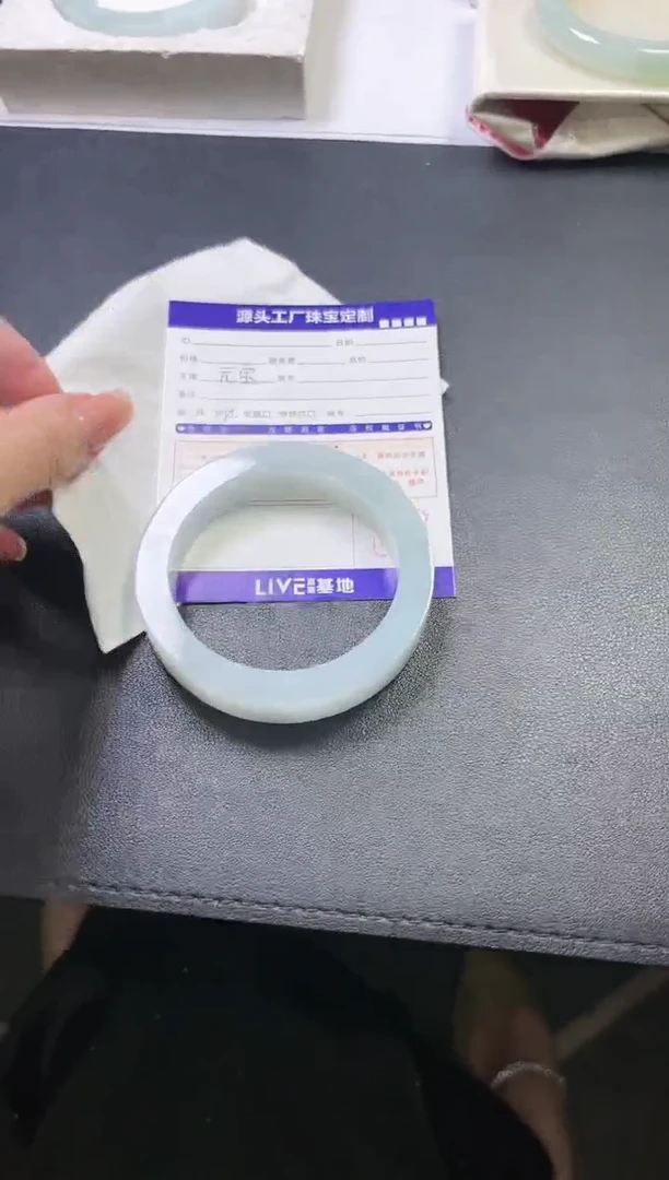 未镶嵌手镯定制翡翠鱼*定制不退不换