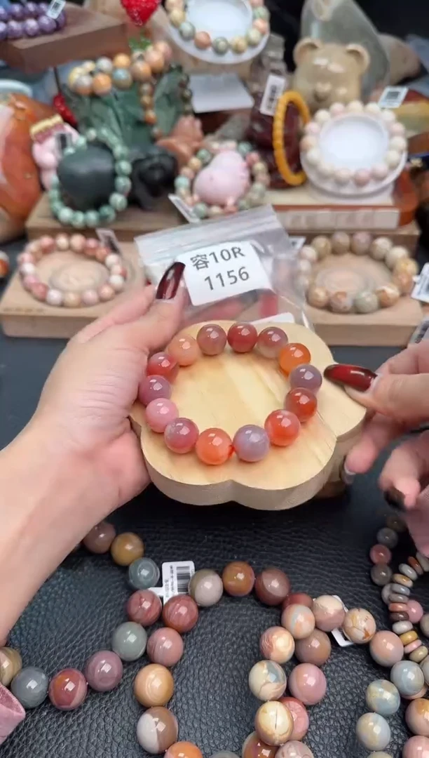 【闪购商品】石英质玉手链未镶嵌10R1156