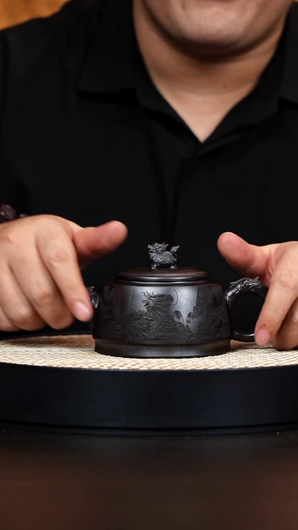 茶壶紫砂龙尊 乌金泥 霸下