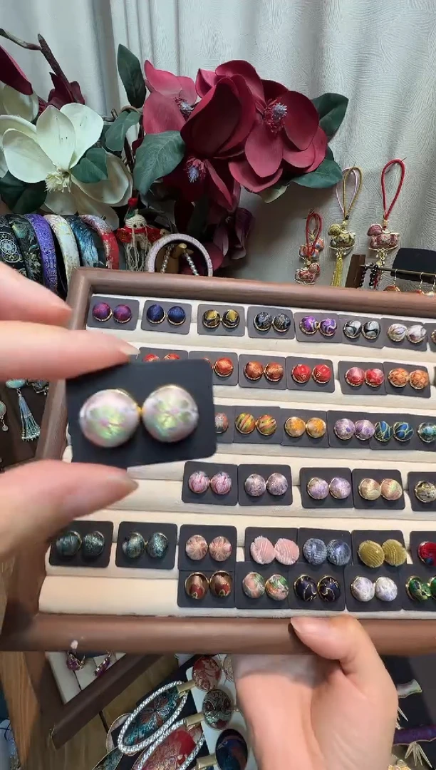 開***人三马飞凤宝相粉12毫米耳钉