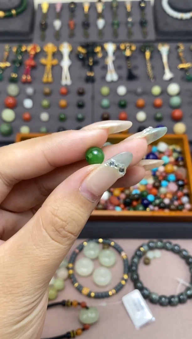 未镶嵌和田玉挂件我*罗碧玉单珠