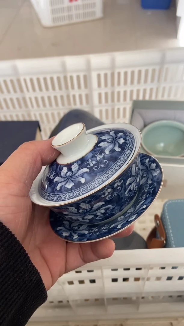 杯无运费险有瑕疵的摄影的产品有使用过的痕迹有点脏介意勿拍