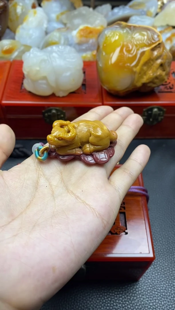 未镶嵌手把石英质玉行*00