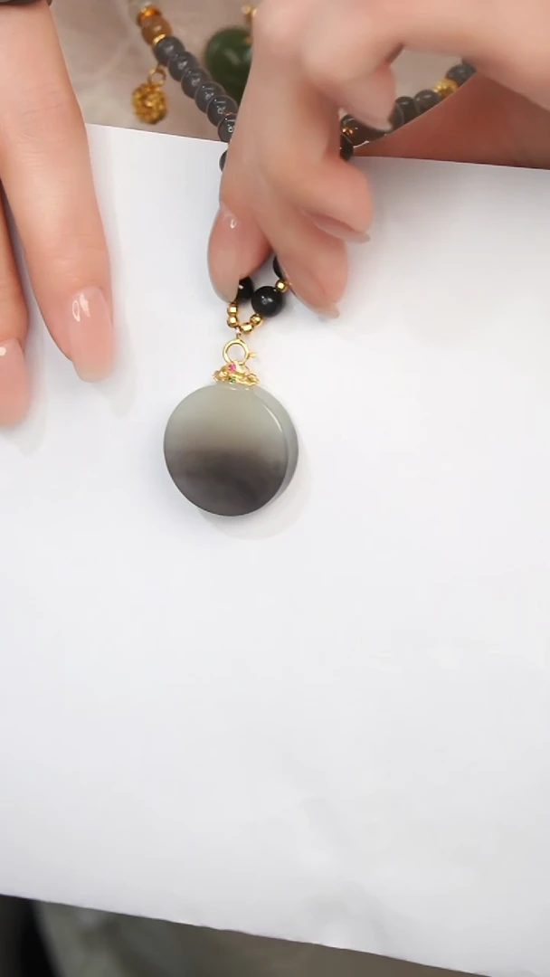 吊坠(不含链)未镶嵌和田玉山水牌