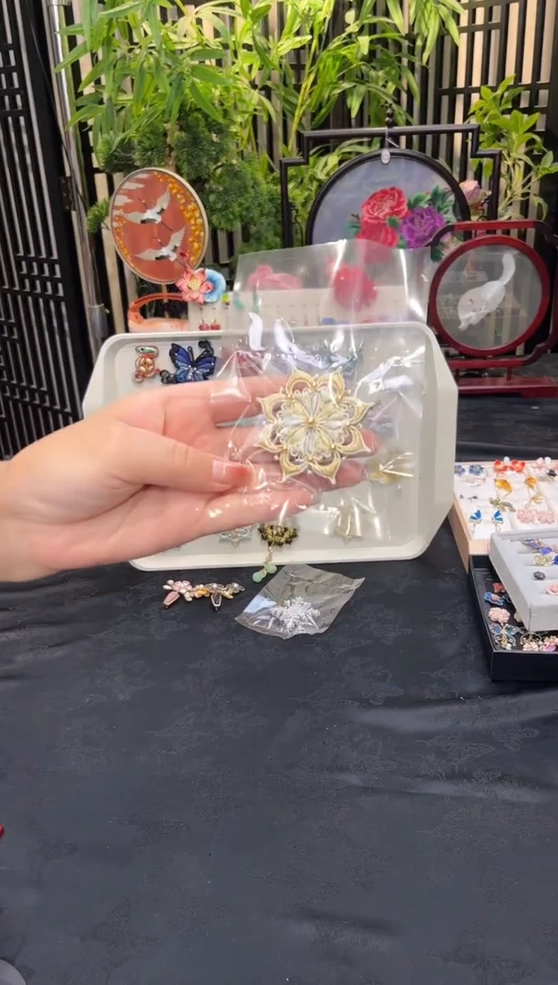 织绣C****.非遗手工苏绣饰品
