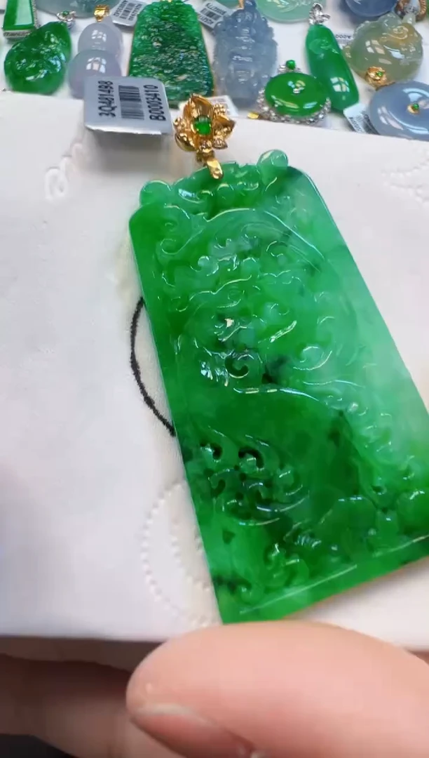 【闪购商品】定制翡翠18K金镶嵌4980元