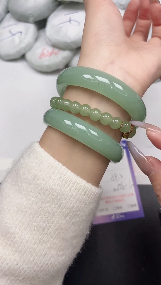 东凌女款手镯179-59.2