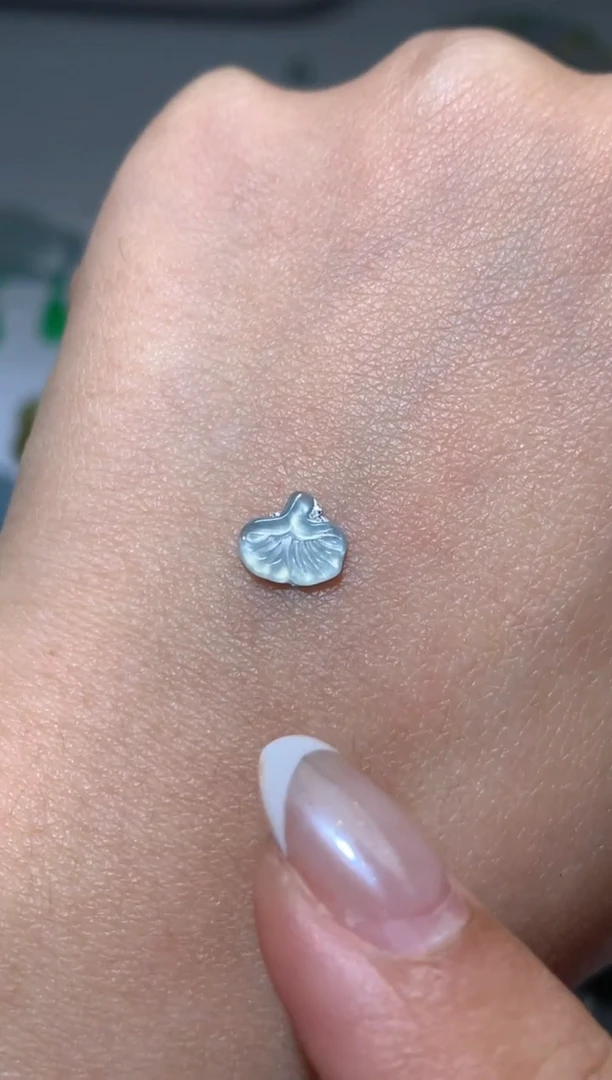 未镶嵌定制翡翠甄**品毛货