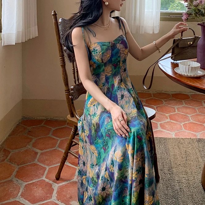 薇宝儿塔塔-【挪威森林】新款显瘦收腰设计感连衣裙-B6308G