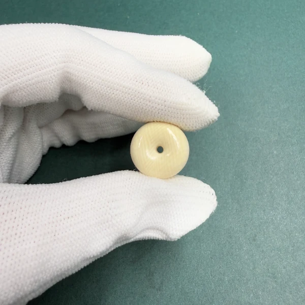 B6318天然猛犸牙平安扣 支持鉴定 假一罚四