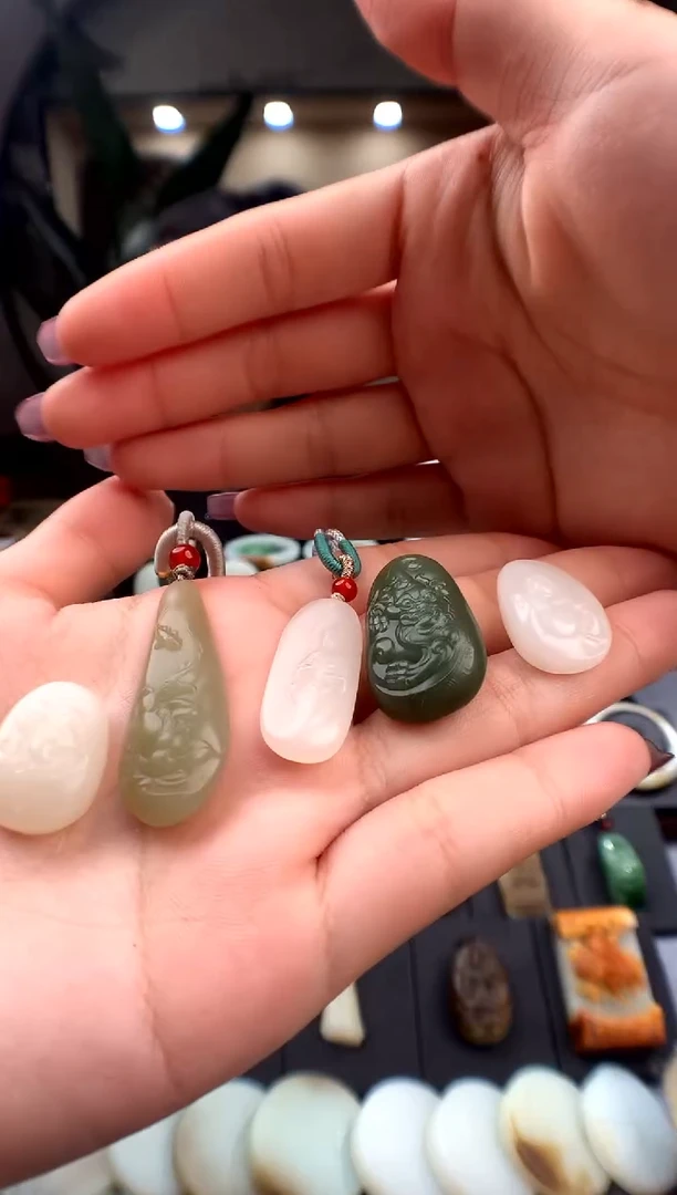 【闪购商品】和田玉颈饰未镶嵌挂件5件