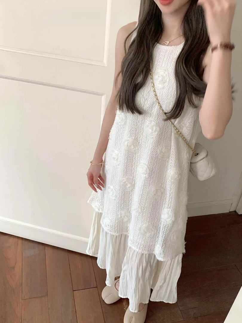 夏季2025韩版连衣裙设计感减龄显身材甜美显瘦时尚女装吊带裙半裙