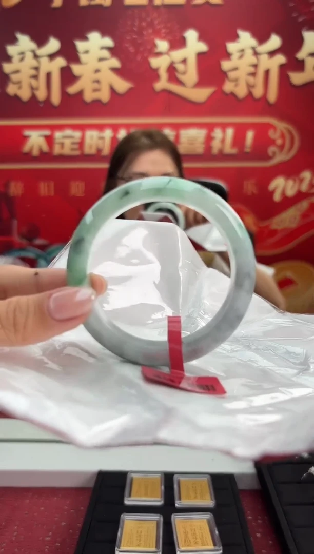 【闪购商品】翡翠手镯未镶嵌10手镯