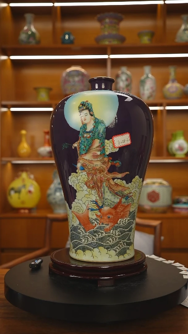 其他志**剧珐琅彩独占鳌头梅瓶一对