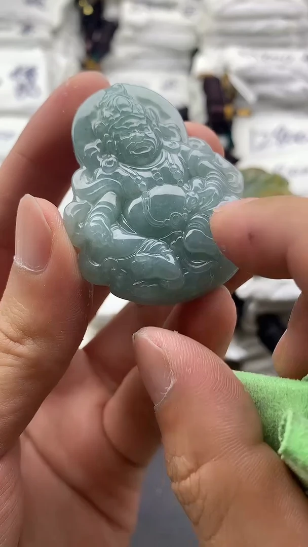 【闪购商品】翡翠颈饰未镶嵌5555555555