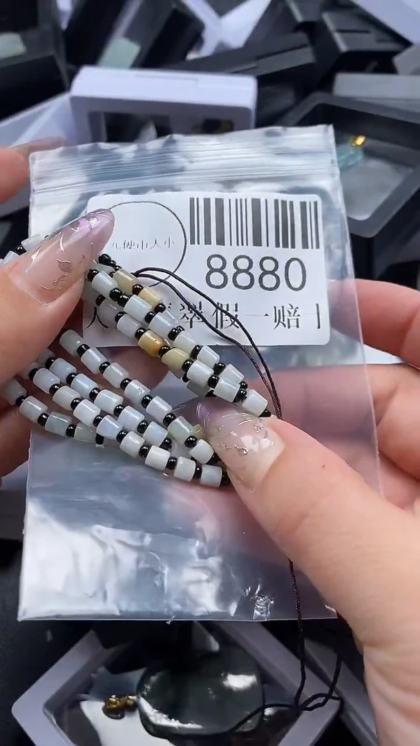 吊坠(不含链)未镶嵌翡翠8880