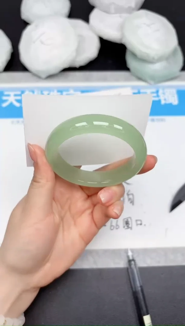 未镶嵌手镯石英质玉216/5657