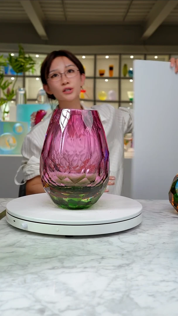 琉璃金红色设计款花器