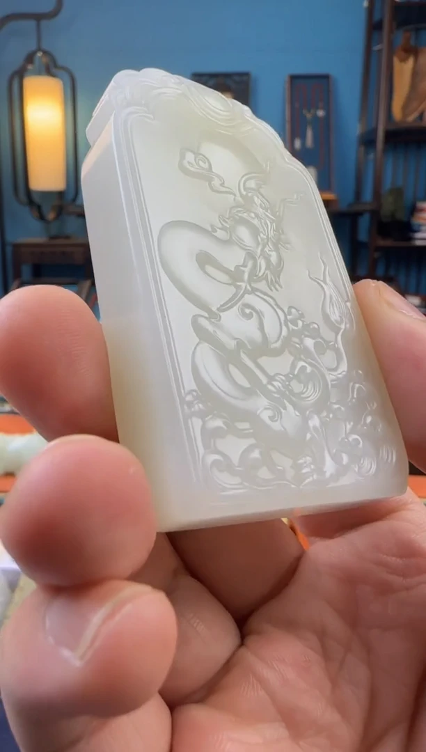 和田玉未镶嵌颈饰社**氓111111111111