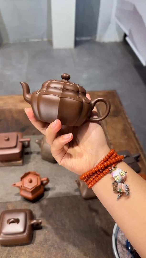 茶壶紫砂手****1向阳而生