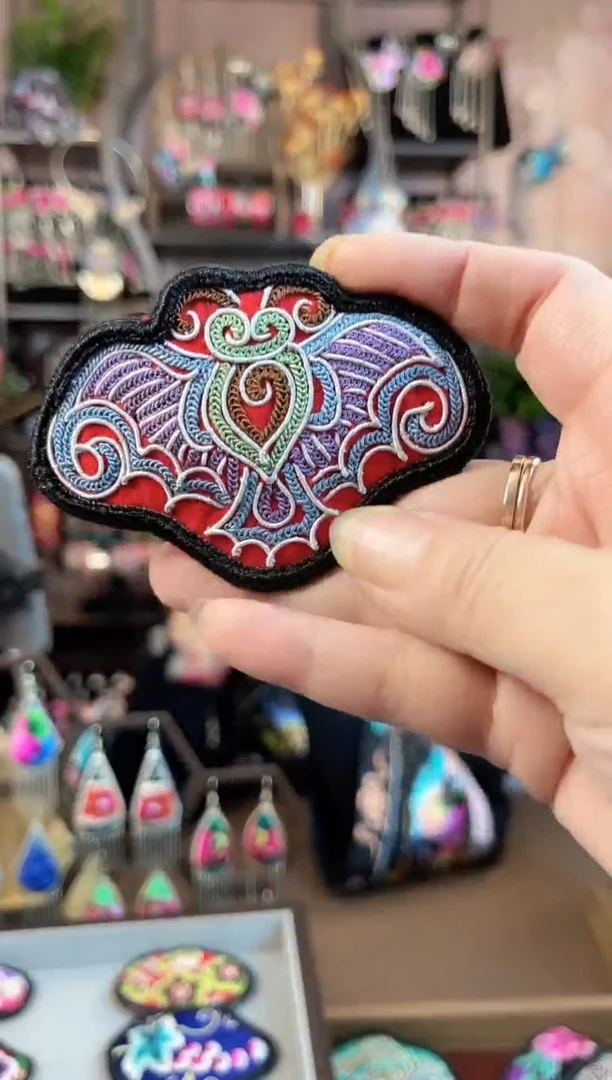 织绣民族风手工非遗老绣饰品411