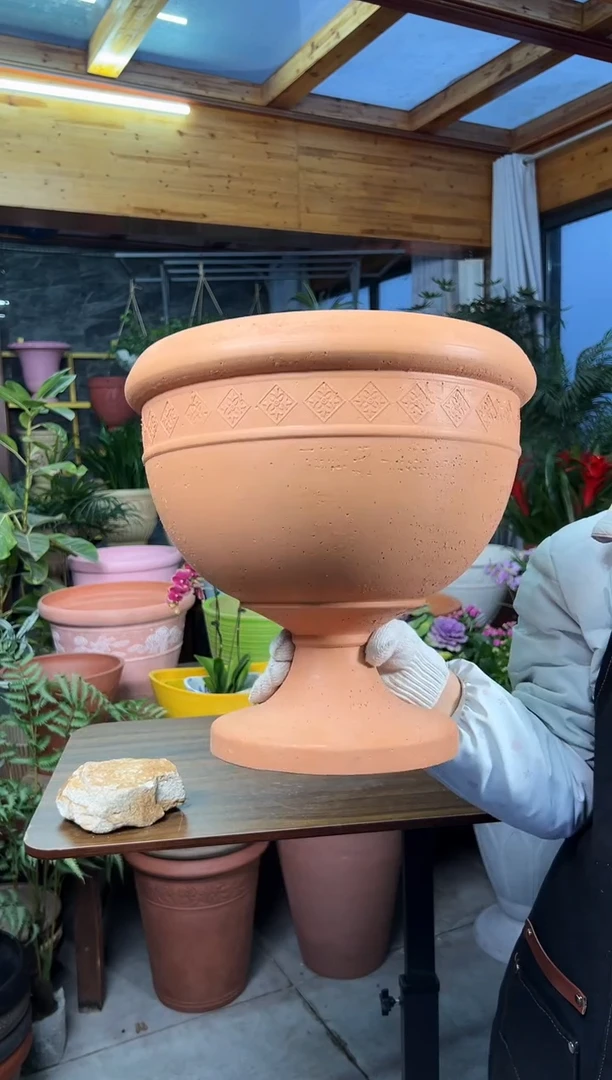 33*32/橙色外贸尾单福利酒杯花盆/G33