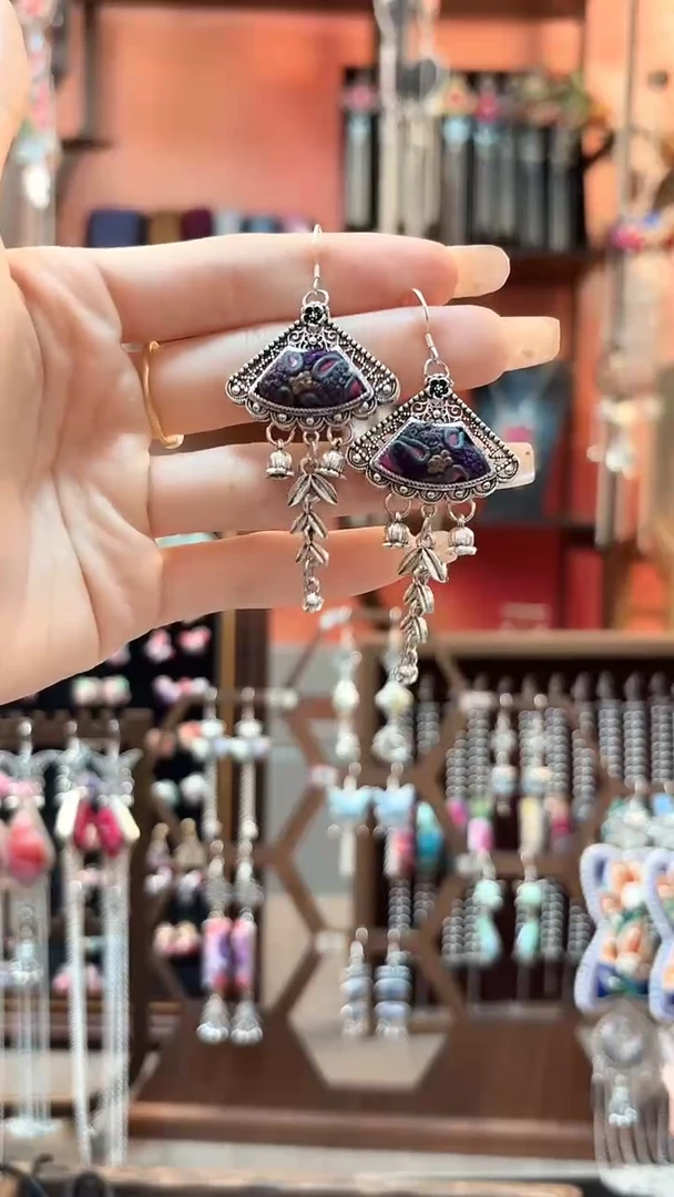 织绣云织谣民族风精美饰品   243