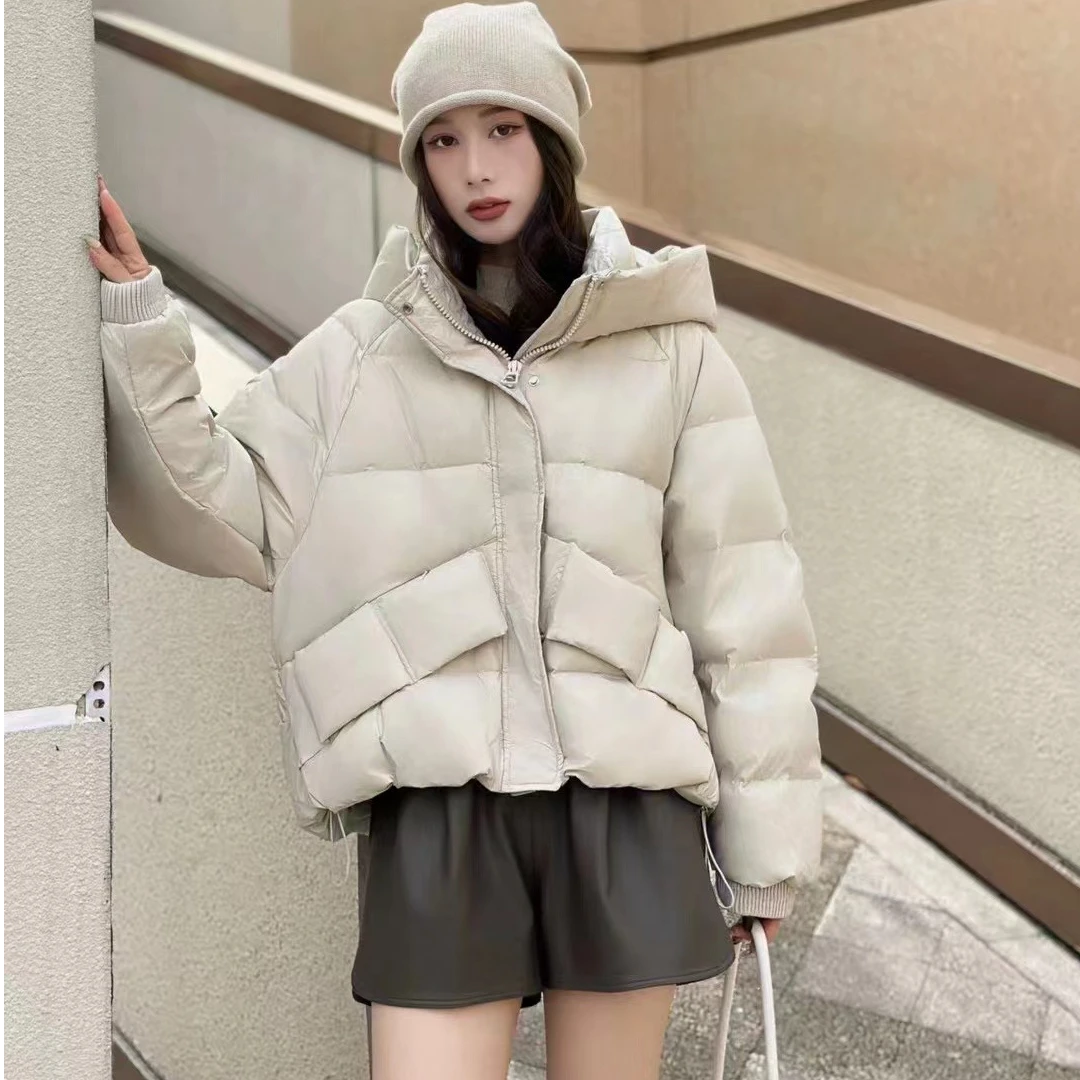 《福利》轻奢女款羽绒服