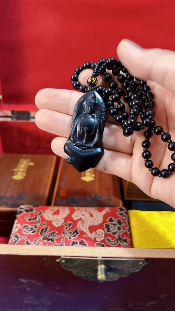 和田玉（墨玉）未镶嵌挂件和田 墨玉素衣观音(飞铃文玩)