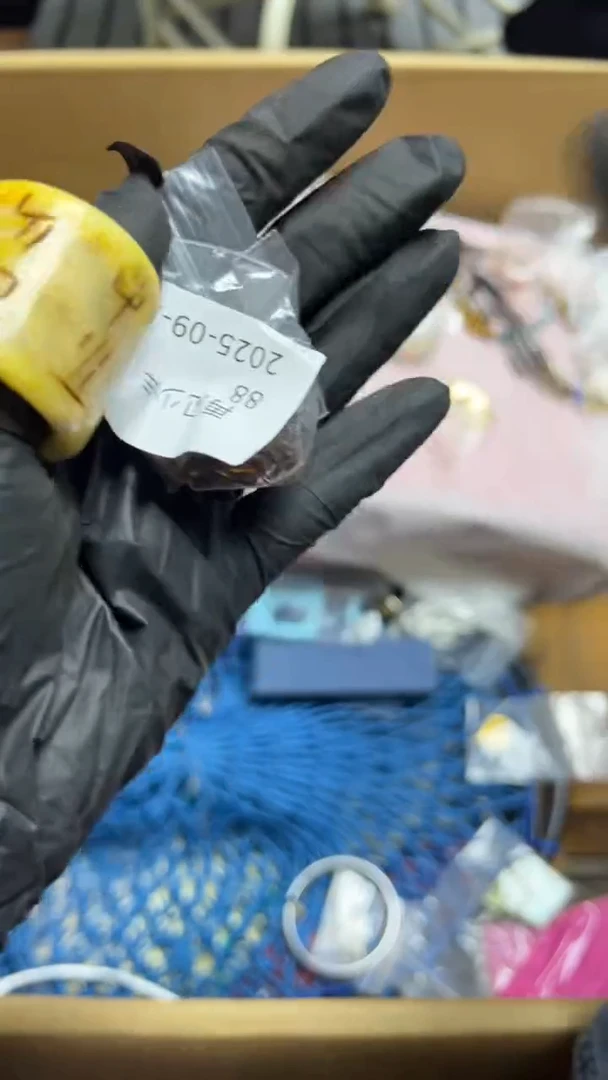 手工艺品琉璃ཀ***年瓷片瓷片瓷片瓷片