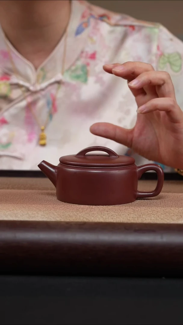 茶壶紫砂龙血砂-刻绘平底汉瓦MH-2002