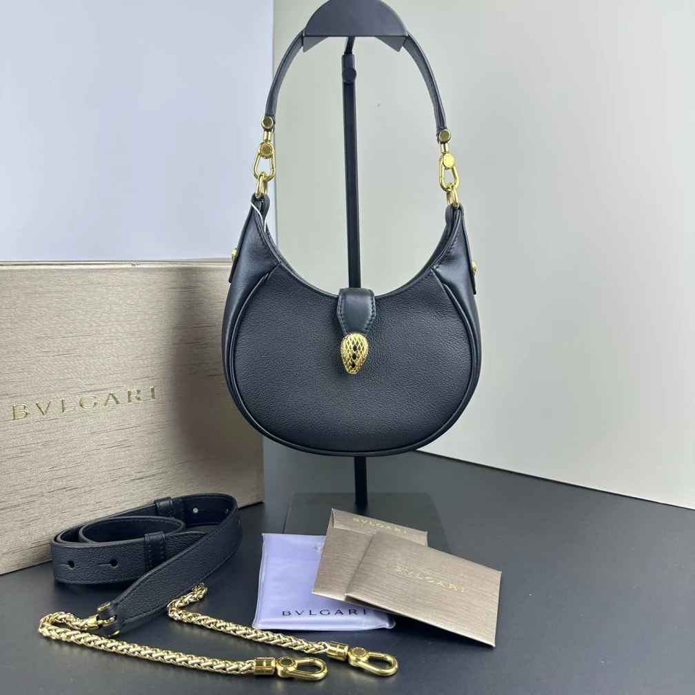 99新 BVLGARI/宝格丽 【十六专属】黑色月牙包/CX