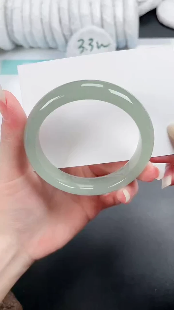 【闪购商品】石英质玉手镯未镶嵌246-58.3