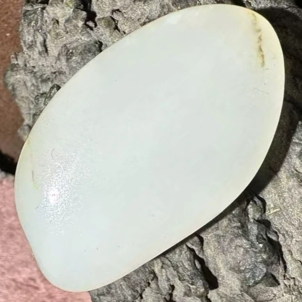 新疆和田奇石盆景石