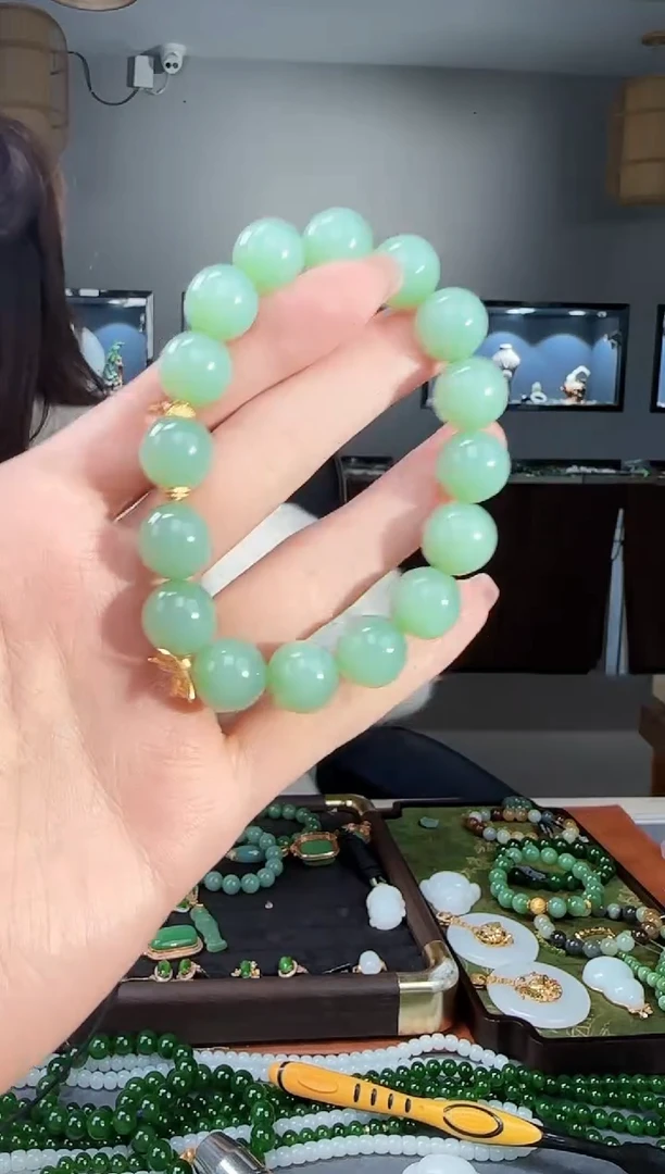 未镶嵌手链和田玉1