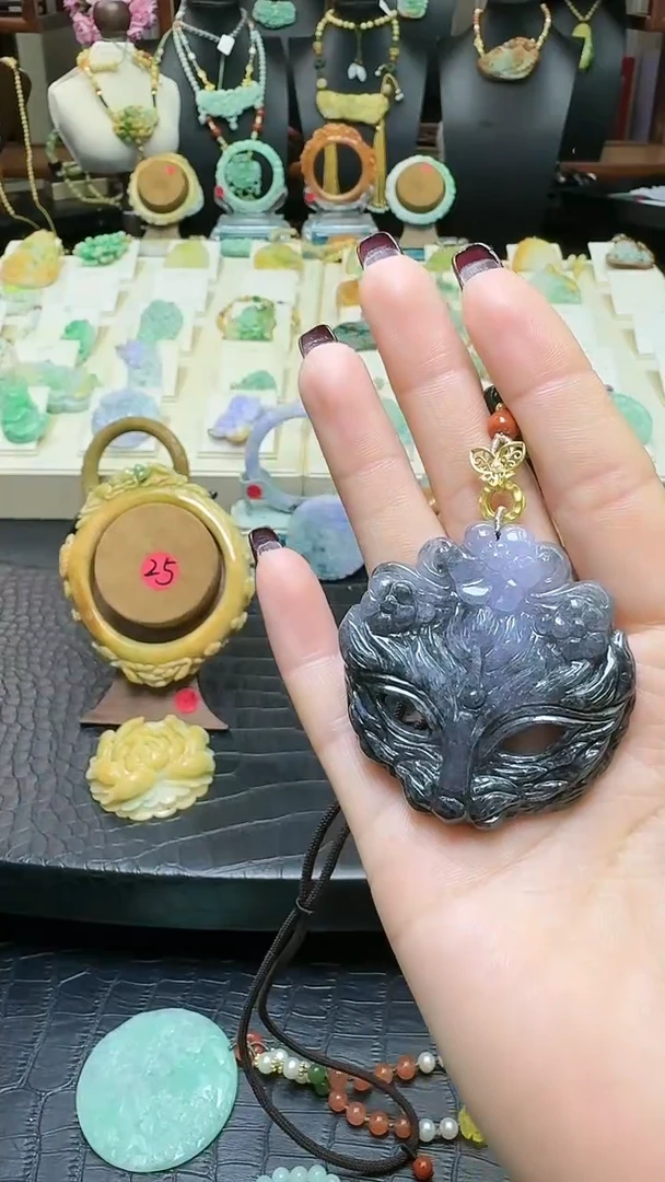 【闪购商品】翡翠颈饰未镶嵌翡翠毛衣链