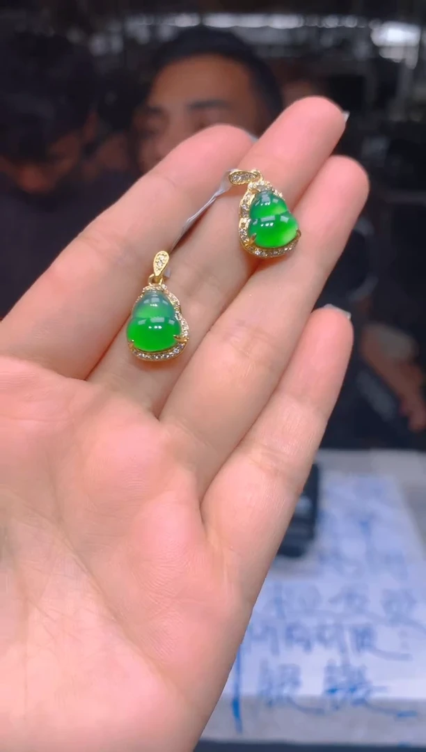 定制翡翠未镶嵌定制翡翠未镶嵌4多样性发货（发其一）