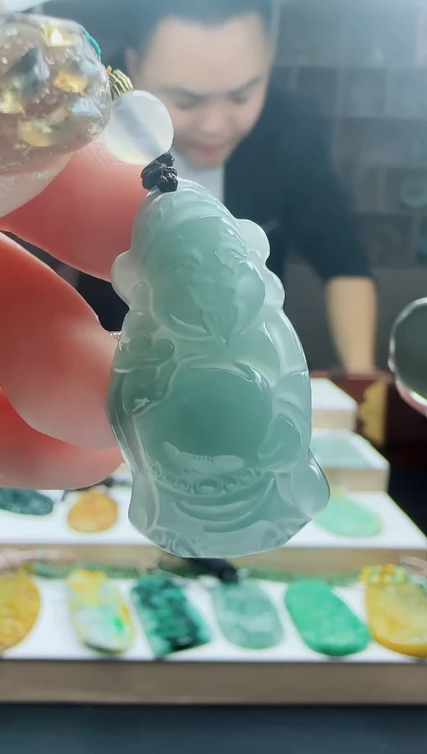 颈饰未镶嵌翡翠多样性发其一 小财神
