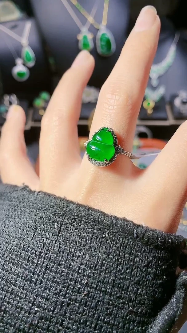 【闪购商品】翡翠戒指银S925镶嵌戒指
