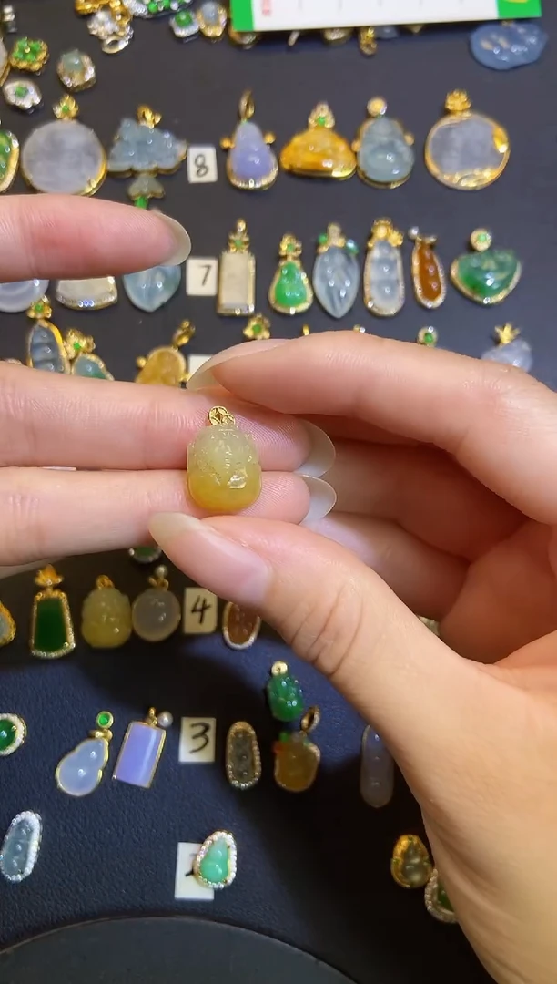吊坠(不含链)18K金镶嵌翡翠天然A货