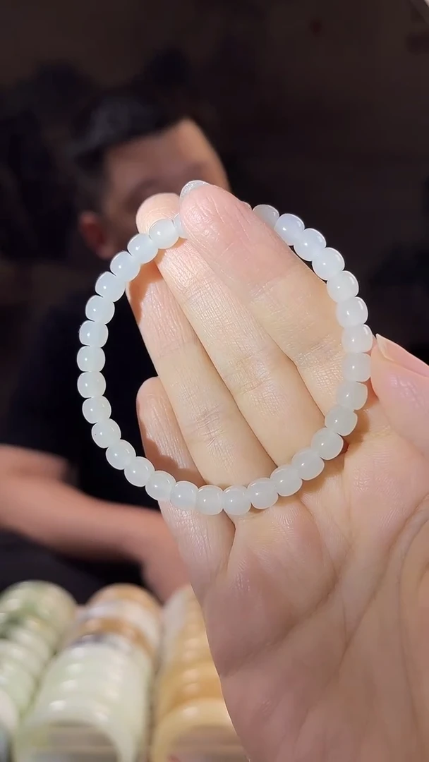 未镶嵌手串和田玉6mm左右白玉直切