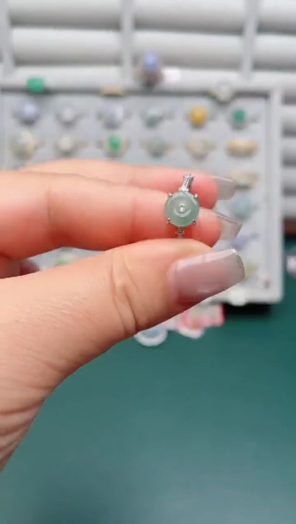 银S925镶嵌戒指翡翠.