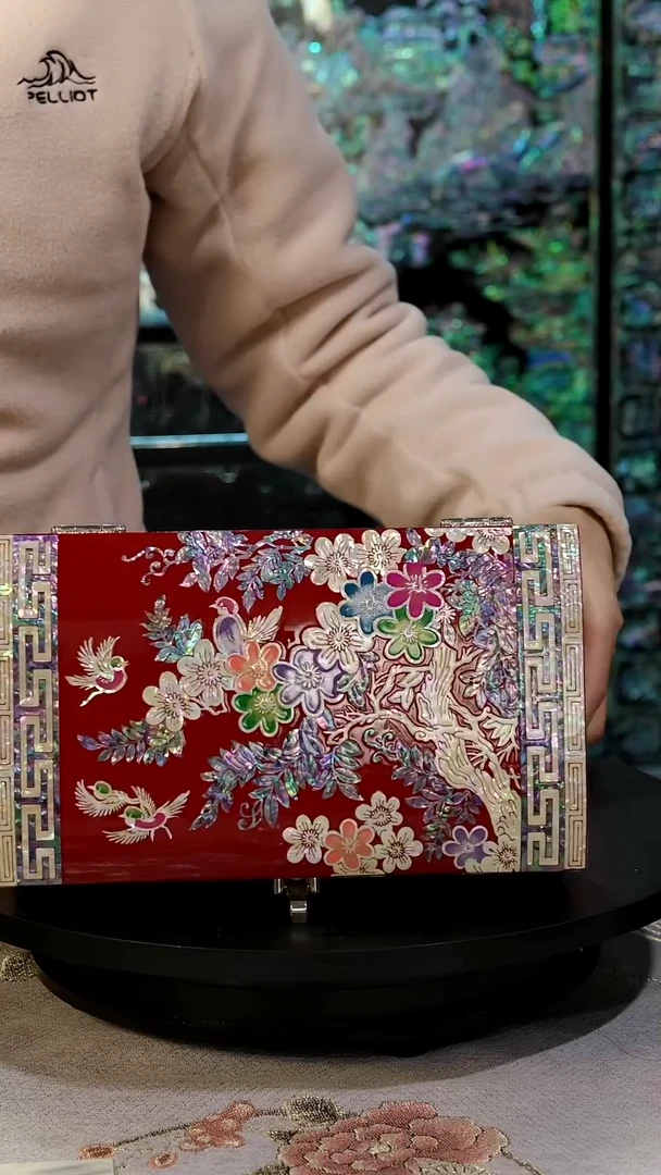 满贝底·弘贝雅螺钿漆器文化馆