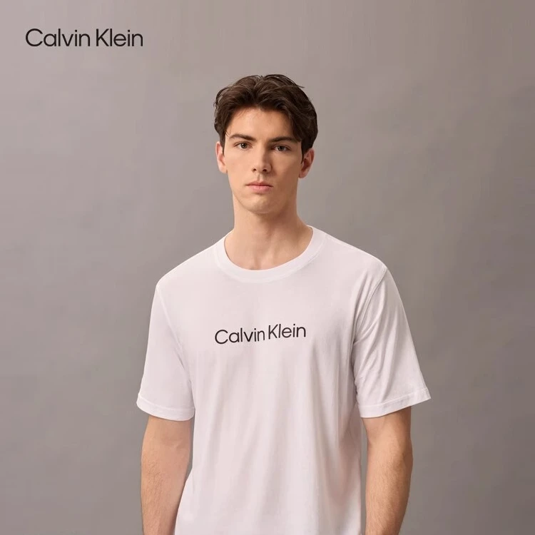 CK运动25夏季男士经典简约字母户外跑步健身短袖T恤