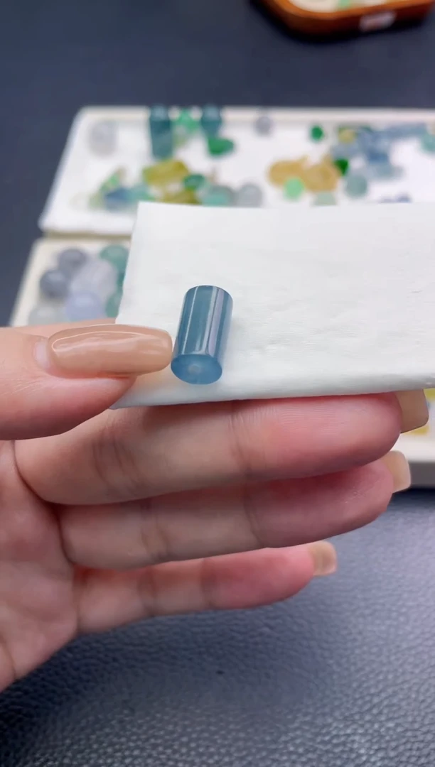 未镶嵌定制翡翠玉****1珠子